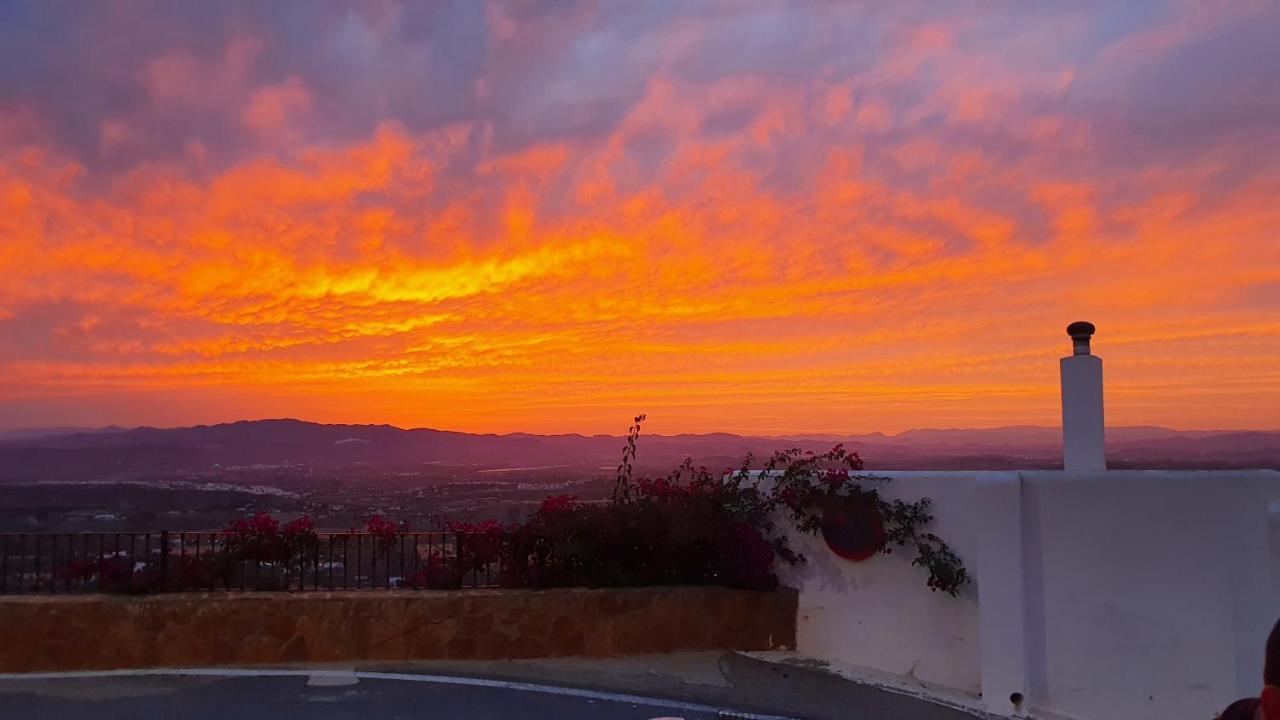 Casa Rainbow - Boutique Bed & Breakfast (Adults Only) Vista de los Angeles-Rumina Экстерьер фото
